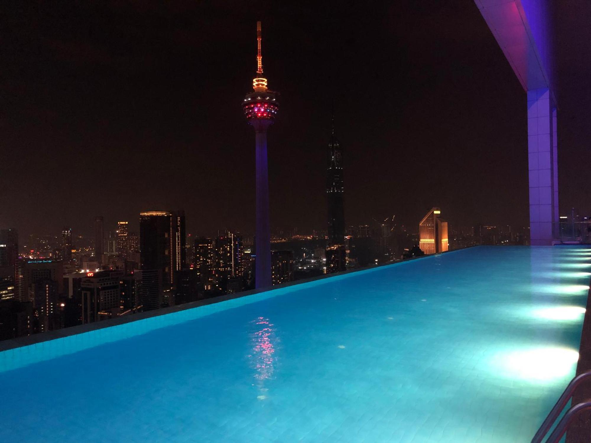 Platinum Suites Klcc Top 51 쿠알라룸푸르 외부 사진