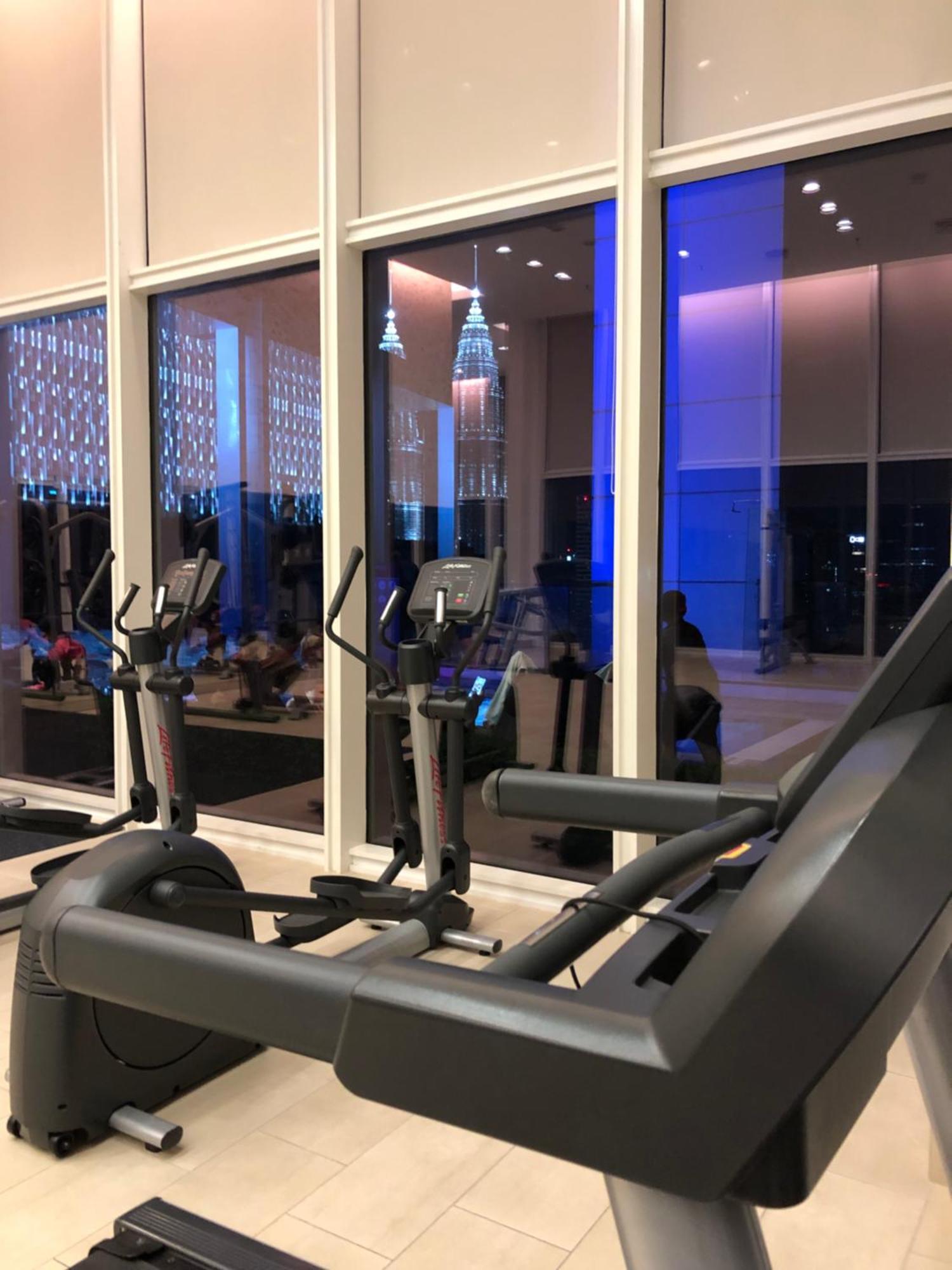Platinum Suites Klcc Top 51 쿠알라룸푸르 외부 사진