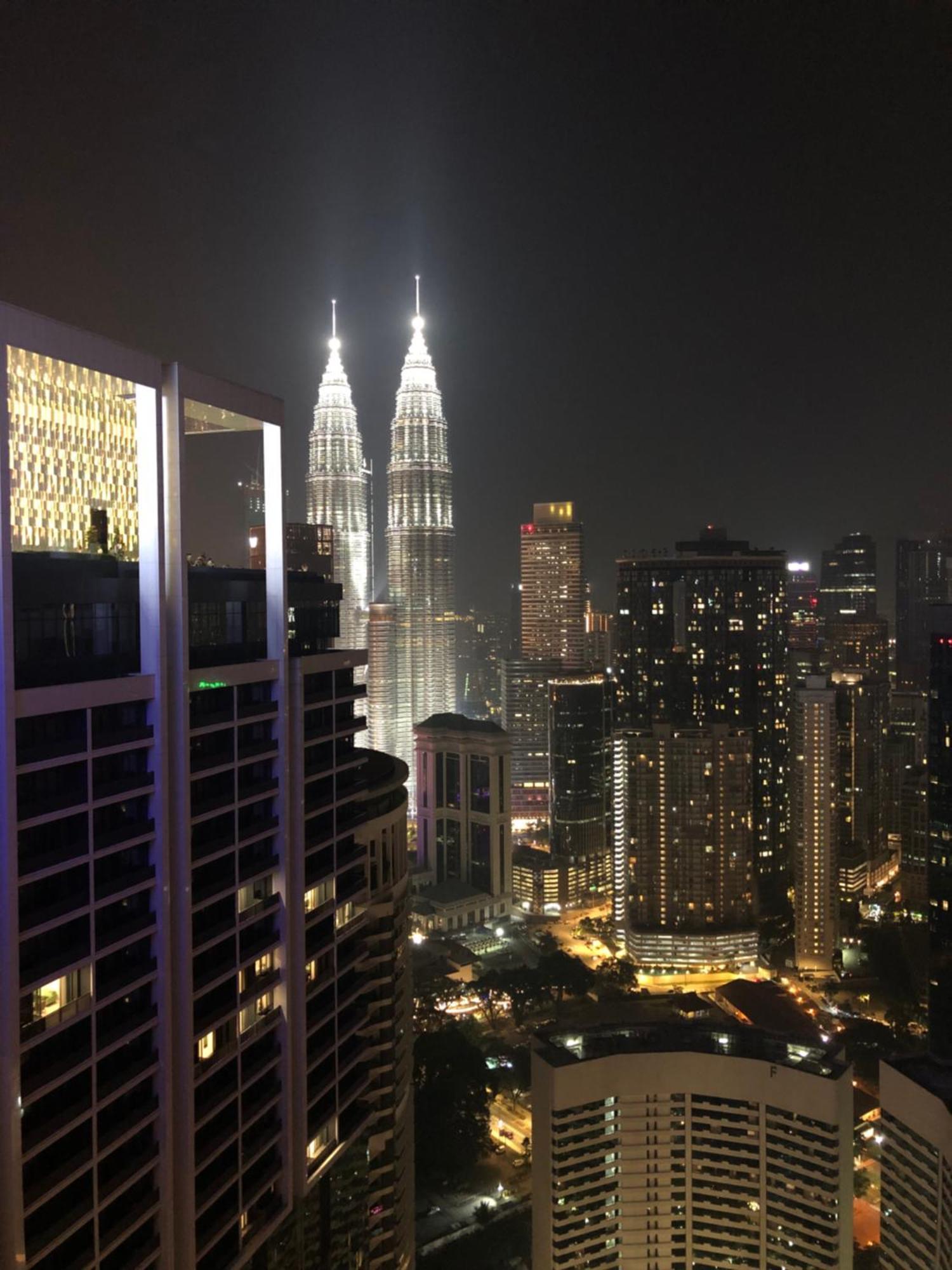 Platinum Suites Klcc Top 51 쿠알라룸푸르 외부 사진