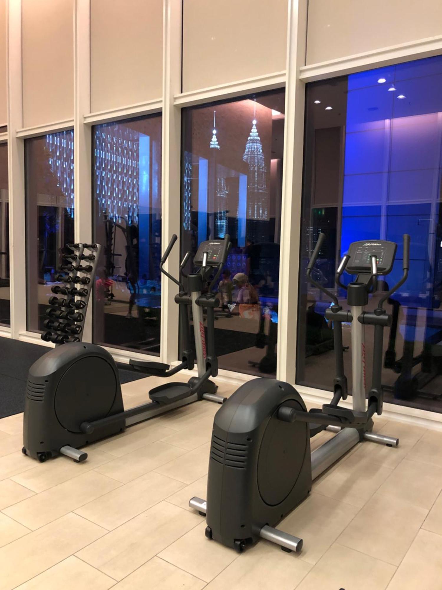 Platinum Suites Klcc Top 51 쿠알라룸푸르 외부 사진