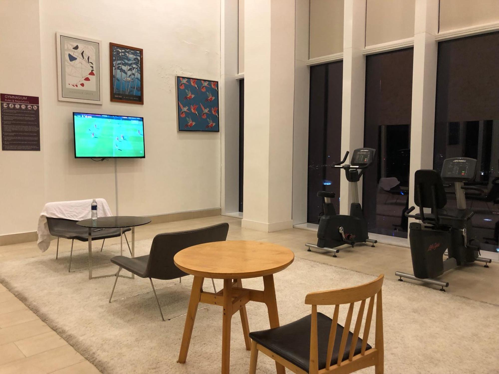 Platinum Suites Klcc Top 51 쿠알라룸푸르 외부 사진